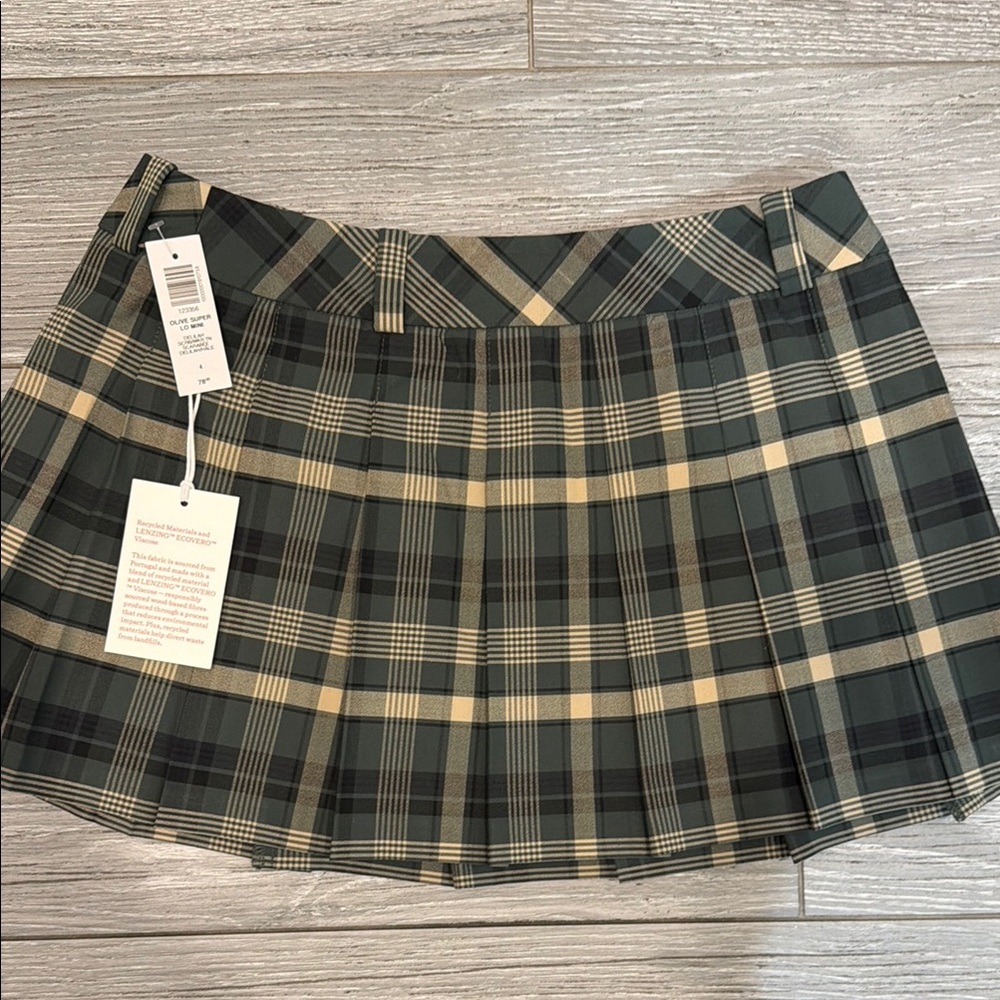 Plaid Mini Skirt in Green and Cream